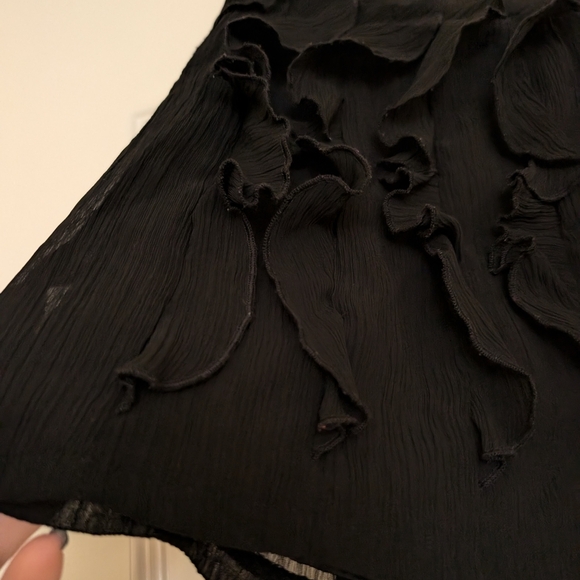 Dkny Black Ruffled Skirt Size Medium - Picture 4 of 7